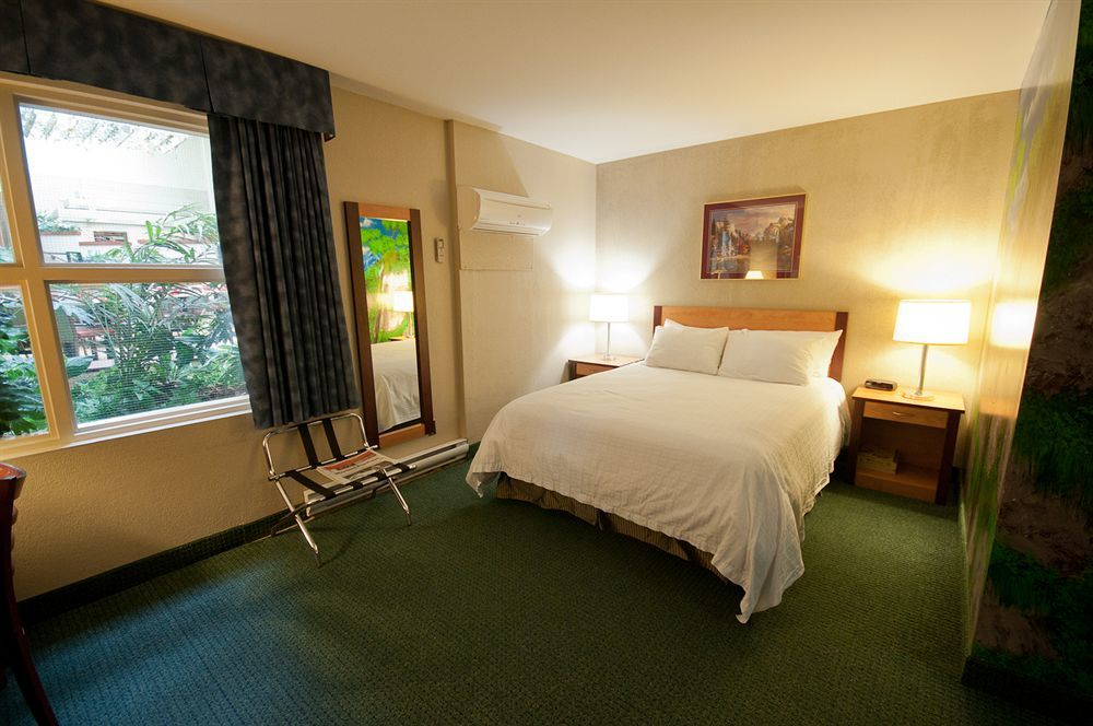 Canad Inns Destination Centre Windsor Park Vinnipeg Dış mekan fotoğraf