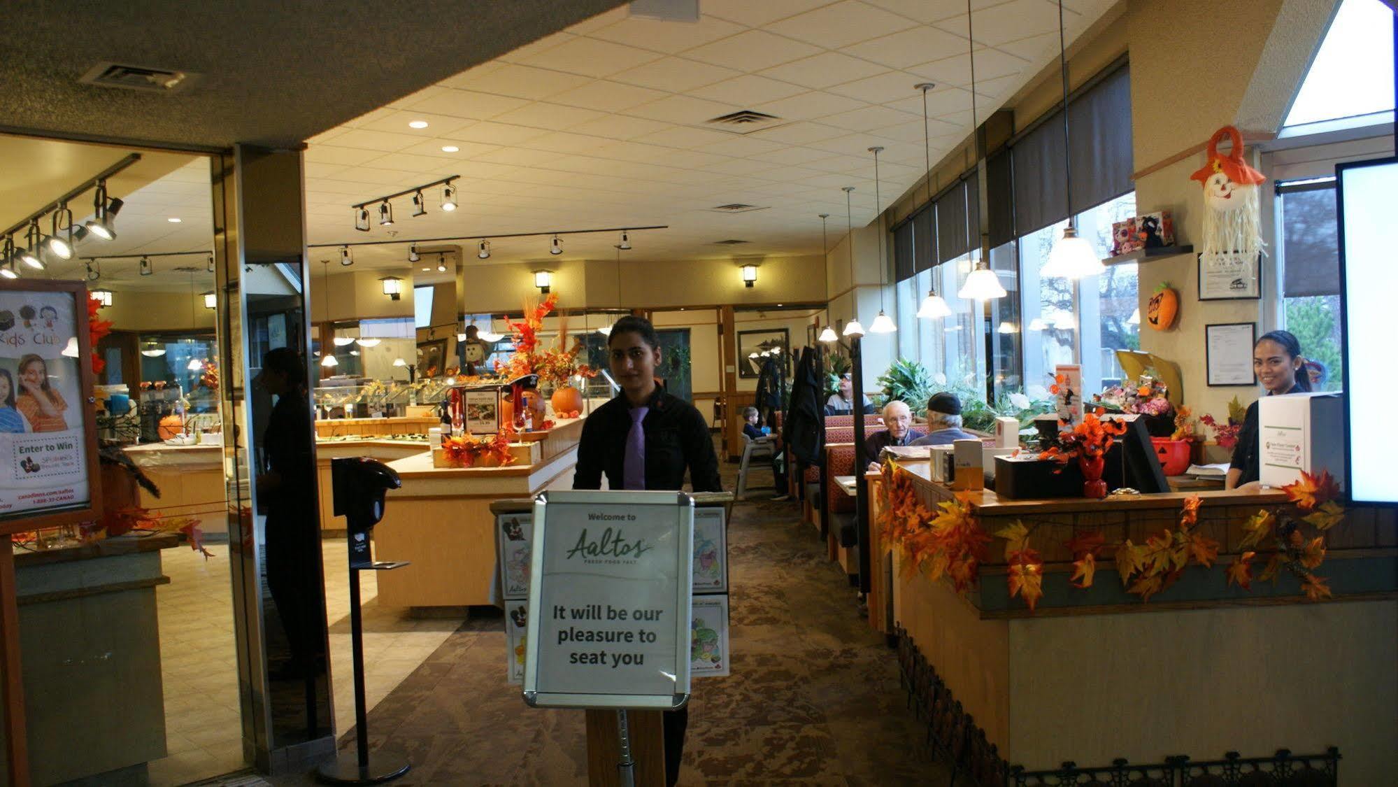 Canad Inns Destination Centre Windsor Park Vinnipeg Dış mekan fotoğraf